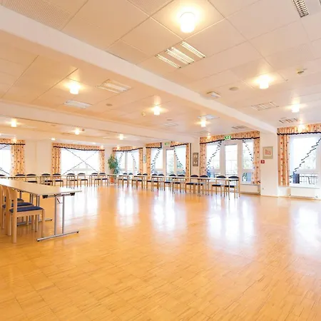Otel Flackl - Wirt Reichenau an der Rax