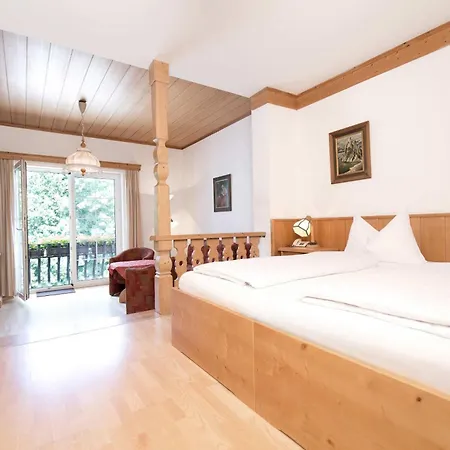 Otel Flackl - Wirt Reichenau an der Rax