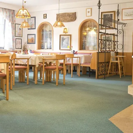 Flackl - Wirt Hotel